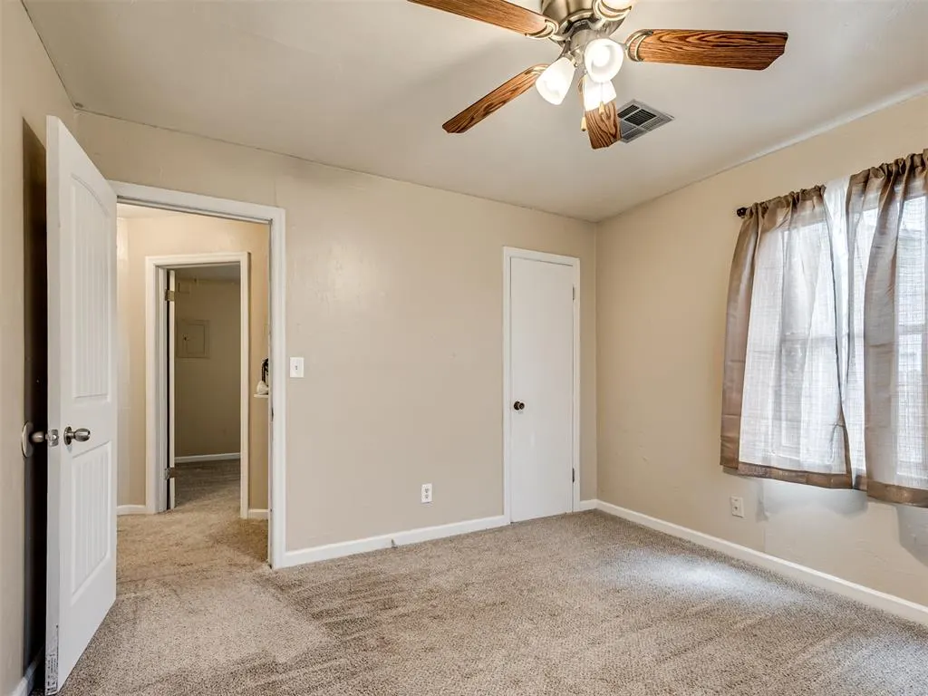Photo 24 — 211 W Dale Street, Norman, OK 73069