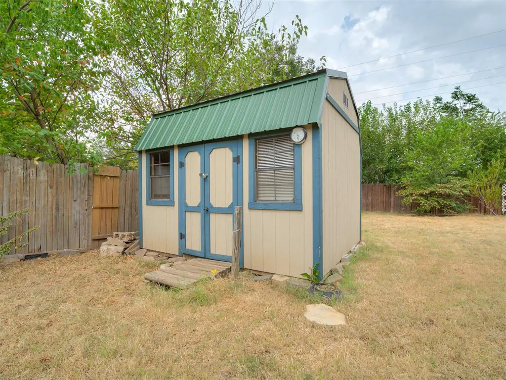Photo 32 — 211 W Dale Street, Norman, OK 73069