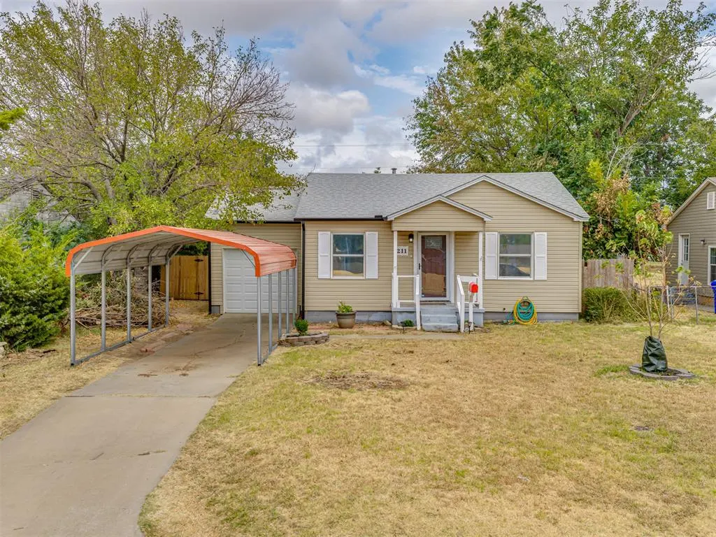 Photo 33 — 211 W Dale Street, Norman, OK 73069