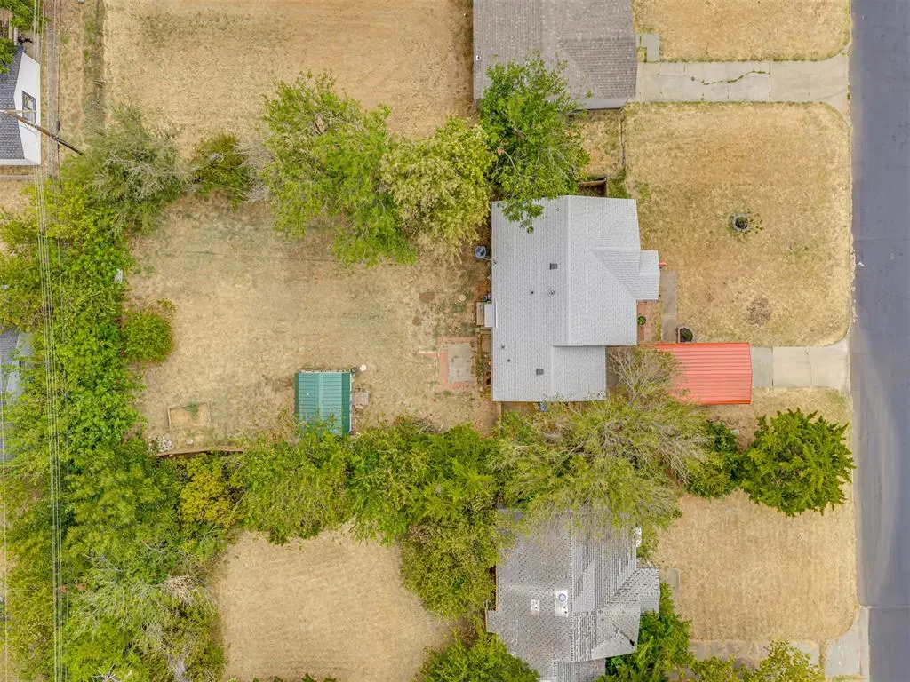 Photo 36 — 211 W Dale Street, Norman, OK 73069