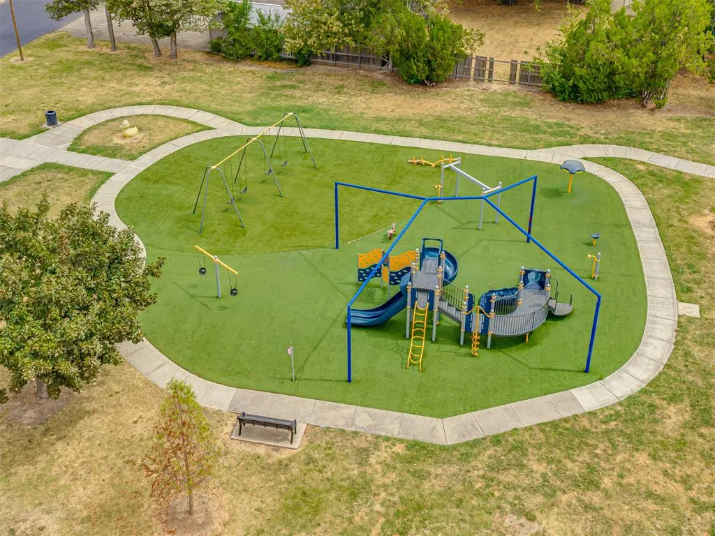 Photo 44 — 211 W Dale Street, Norman, OK 73069