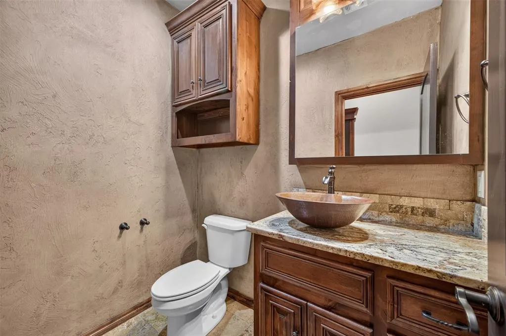 Photo 43 — 608 Edgewood Rd. Street, Canute, OK 73626