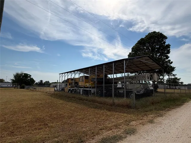 Photo 5 — 12296 Pineview Circle, Kingston, OK 73439