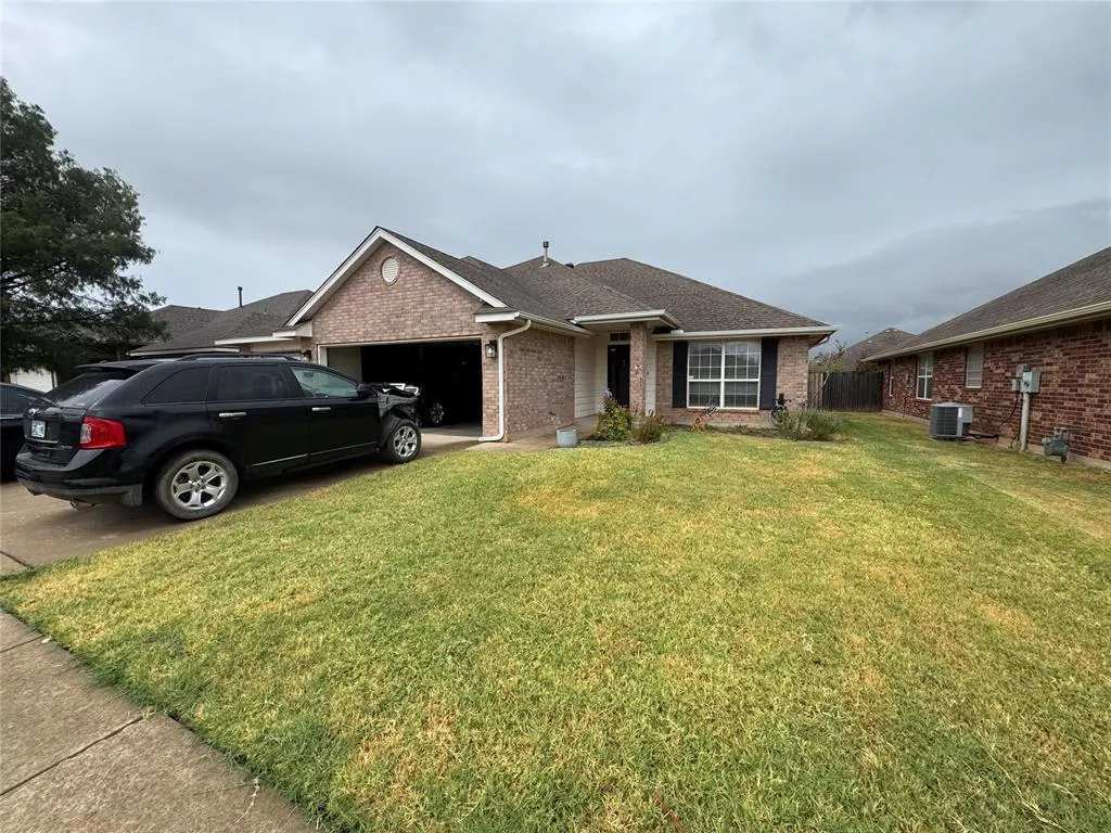 Front exterior — 11009 SW 8th Street, Yukon, OK 73099