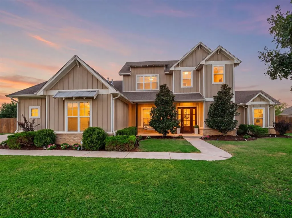 Photo 2 — 10690 N Country Drive, Edmond, OK 73034