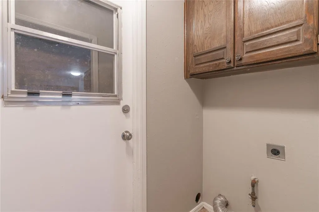 Photo 13 — 525 Holly Hill Road, Edmond, OK 73003