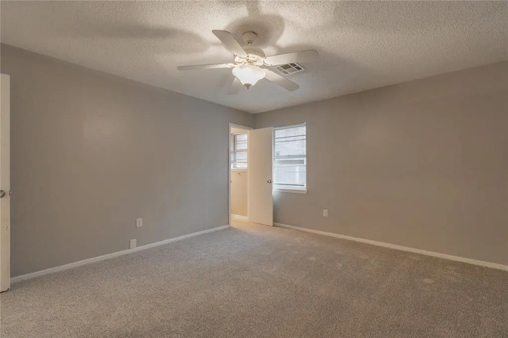 Photo 16 — 525 Holly Hill Road, Edmond, OK 73003