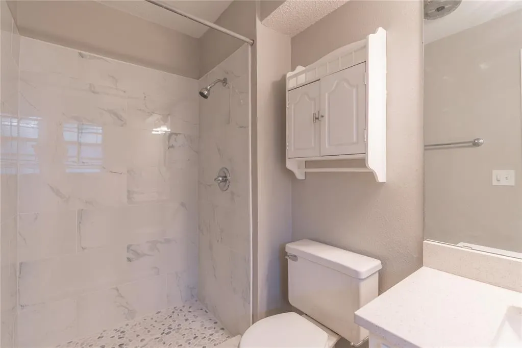 Photo 20 — 525 Holly Hill Road, Edmond, OK 73003