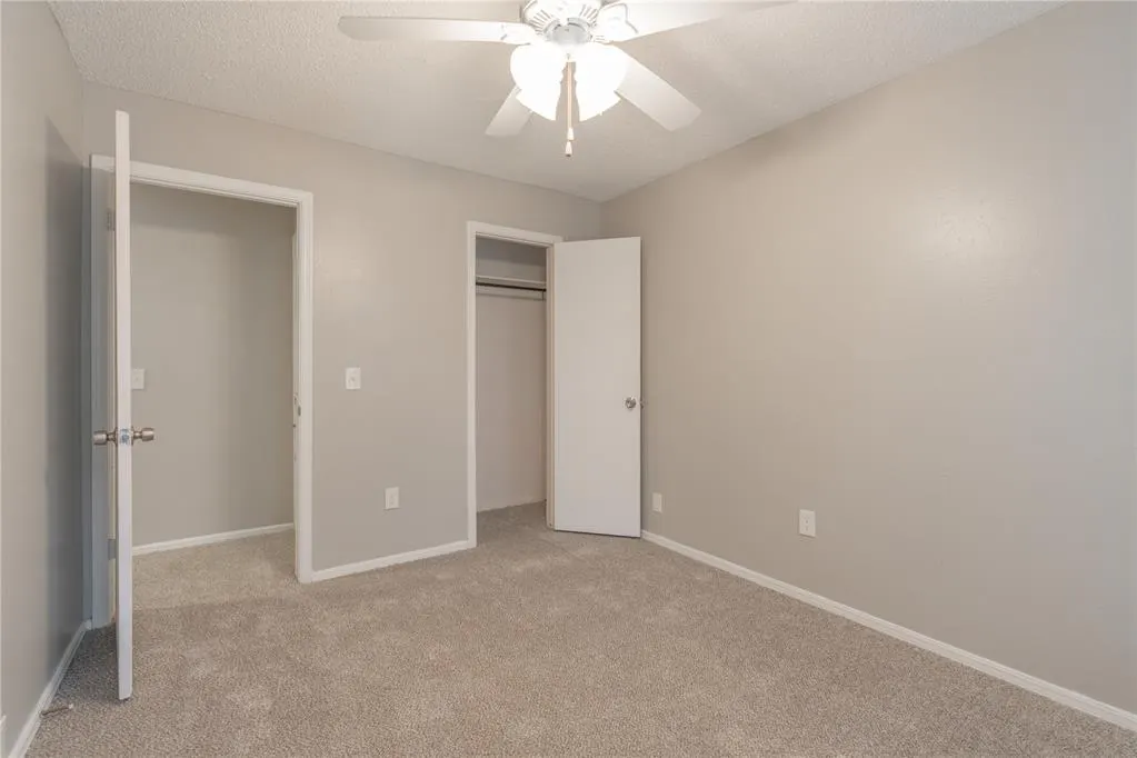 Photo 21 — 525 Holly Hill Road, Edmond, OK 73003