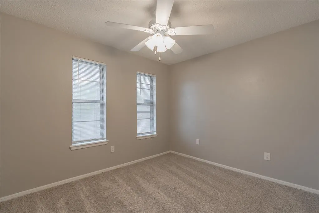 Photo 25 — 525 Holly Hill Road, Edmond, OK 73003