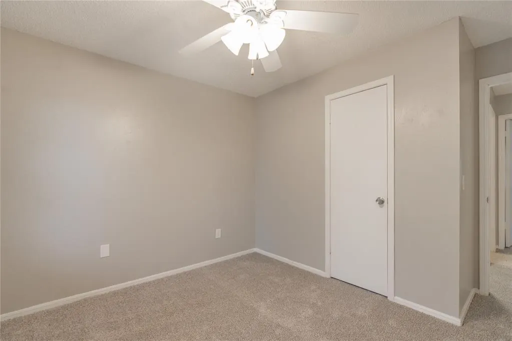 Photo 26 — 525 Holly Hill Road, Edmond, OK 73003