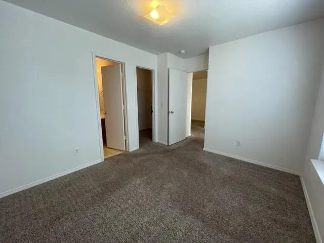 Photo 7 — 421 Poppy Lane, Norman, OK 73069
