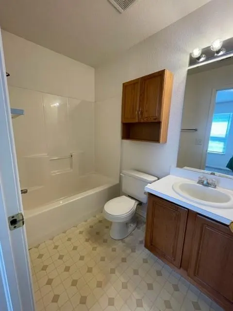 Photo 8 — 421 Poppy Lane, Norman, OK 73069