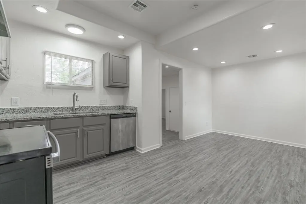 Photo 6 — 329 SE 46th Street, Oklahoma City, OK 73129