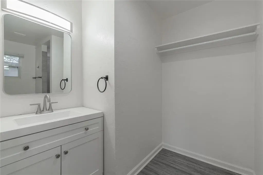 Photo 14 — 329 SE 46th Street, Oklahoma City, OK 73129