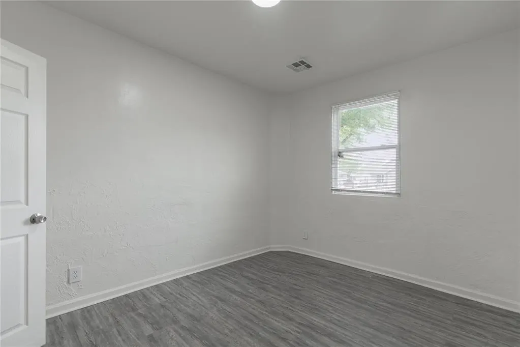 Photo 21 — 329 SE 46th Street, Oklahoma City, OK 73129
