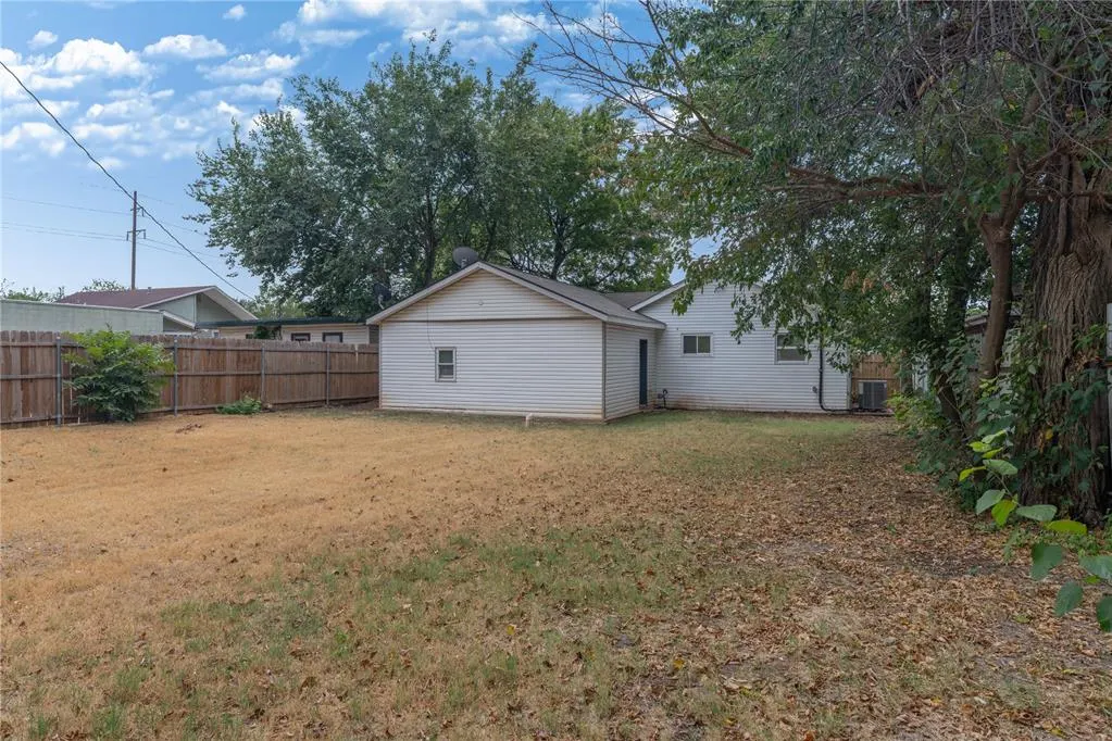 Photo 29 — 329 SE 46th Street, Oklahoma City, OK 73129