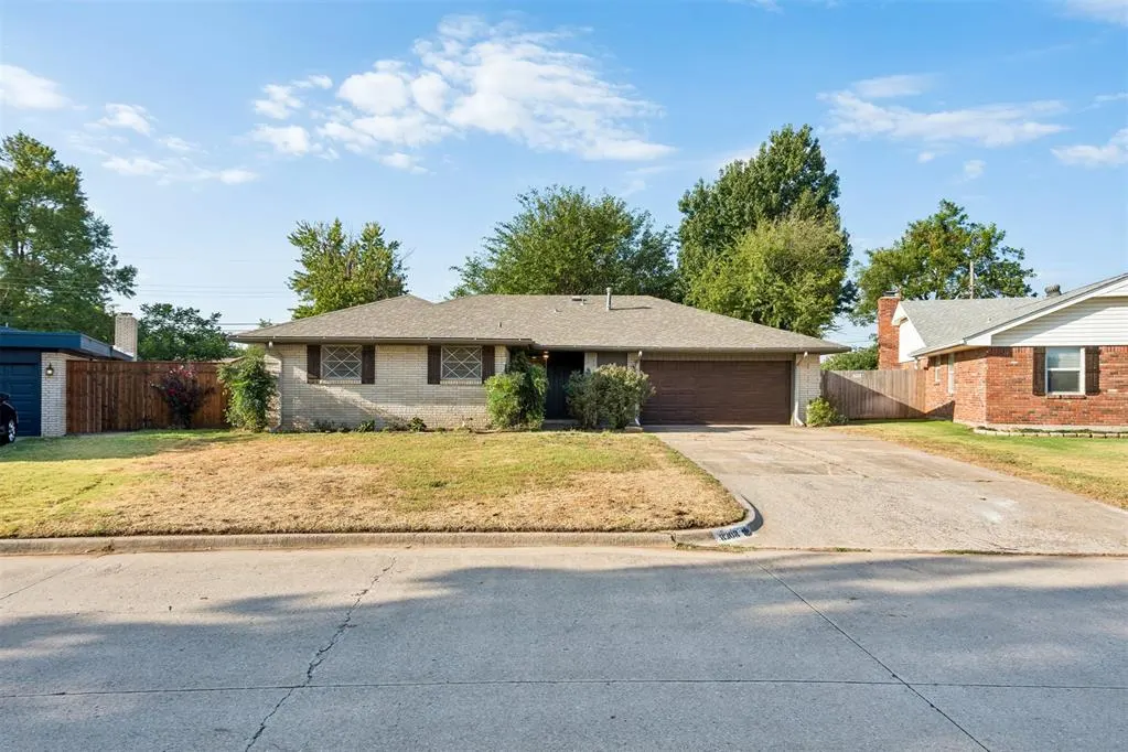Photo 2 — 8308 NW 39th Street, Bethany, OK 73008