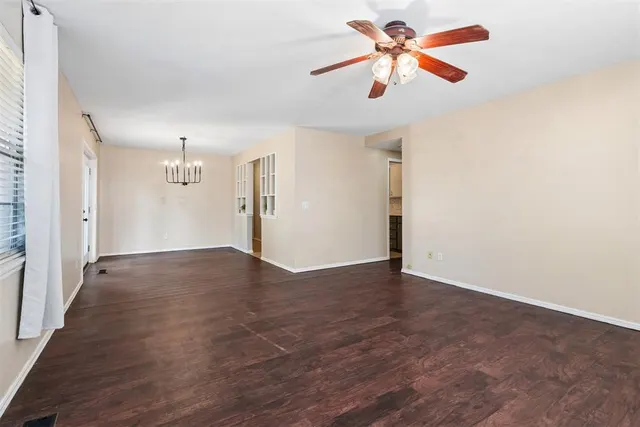 Photo 4 — 8308 NW 39th Street, Bethany, OK 73008