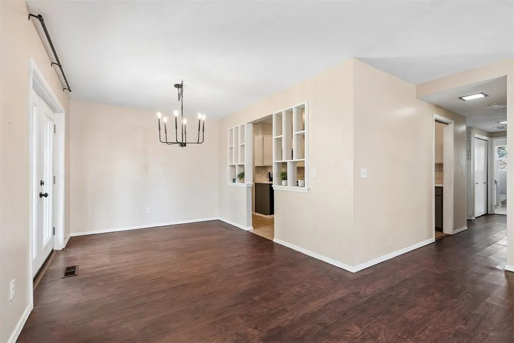 Photo 7 — 8308 NW 39th Street, Bethany, OK 73008