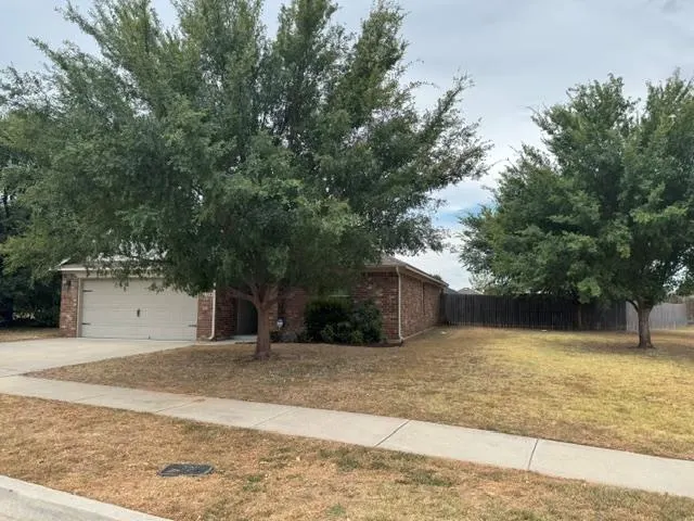 Photo 2 — 2124 SW 140th Street, Oklahoma City, OK 73170
