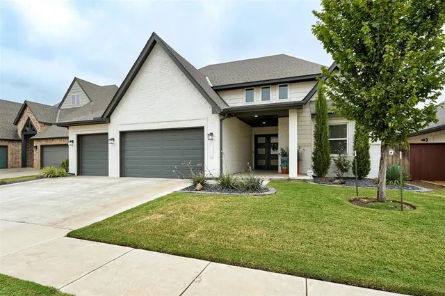 Photo 2 — 6217 NW 153rd Street, Edmond, OK 73013