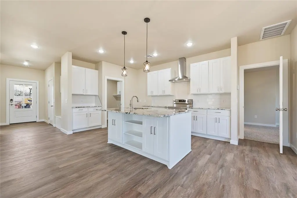 Photo 5 — 3483 Elizabeth Street, Choctaw, OK 73020