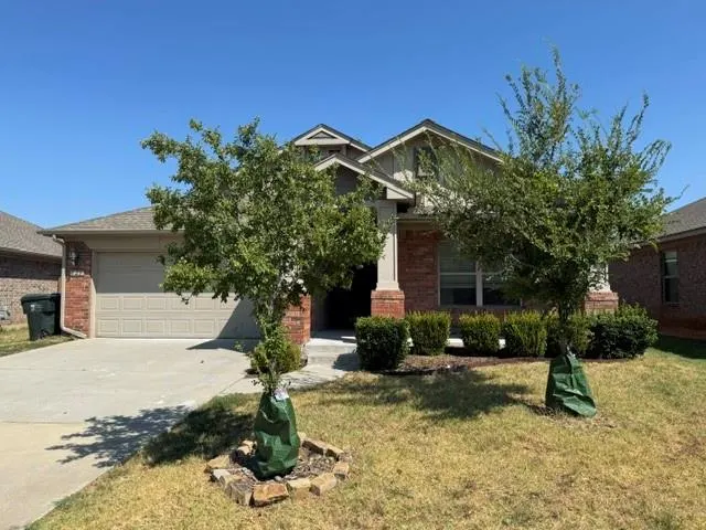 Front exterior — 727 Mossy Road, Norman, OK 73069