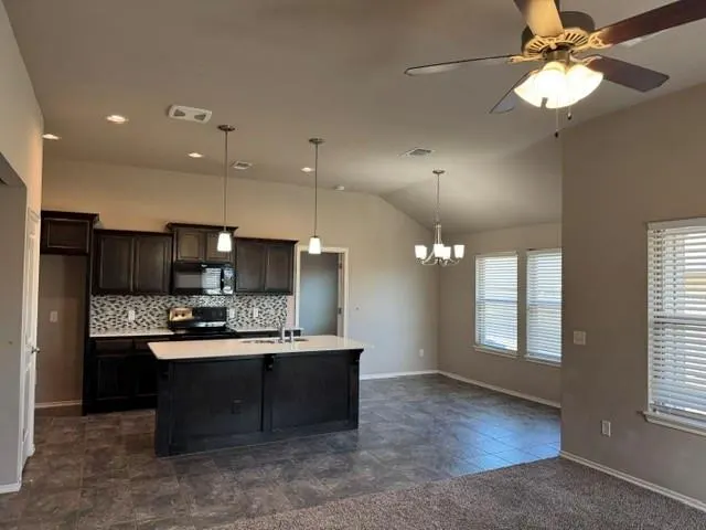 Photo 6 — 727 Mossy Road, Norman, OK 73069