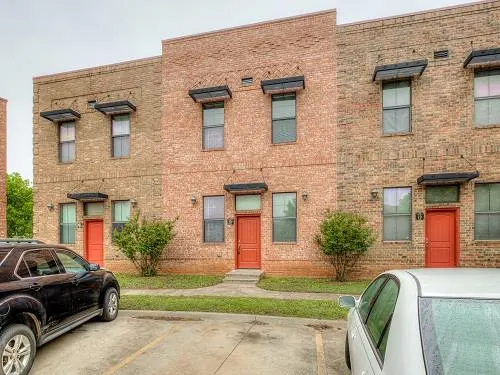 Photo 2 — 375 Triad Village Drive 18, Norman, OK 73071