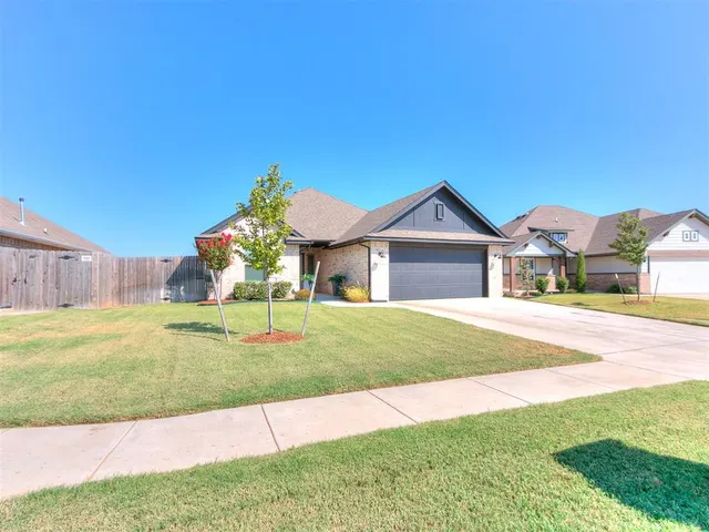 Photo 3 — 1153 NW 12th Street, Newcastle, OK 73065