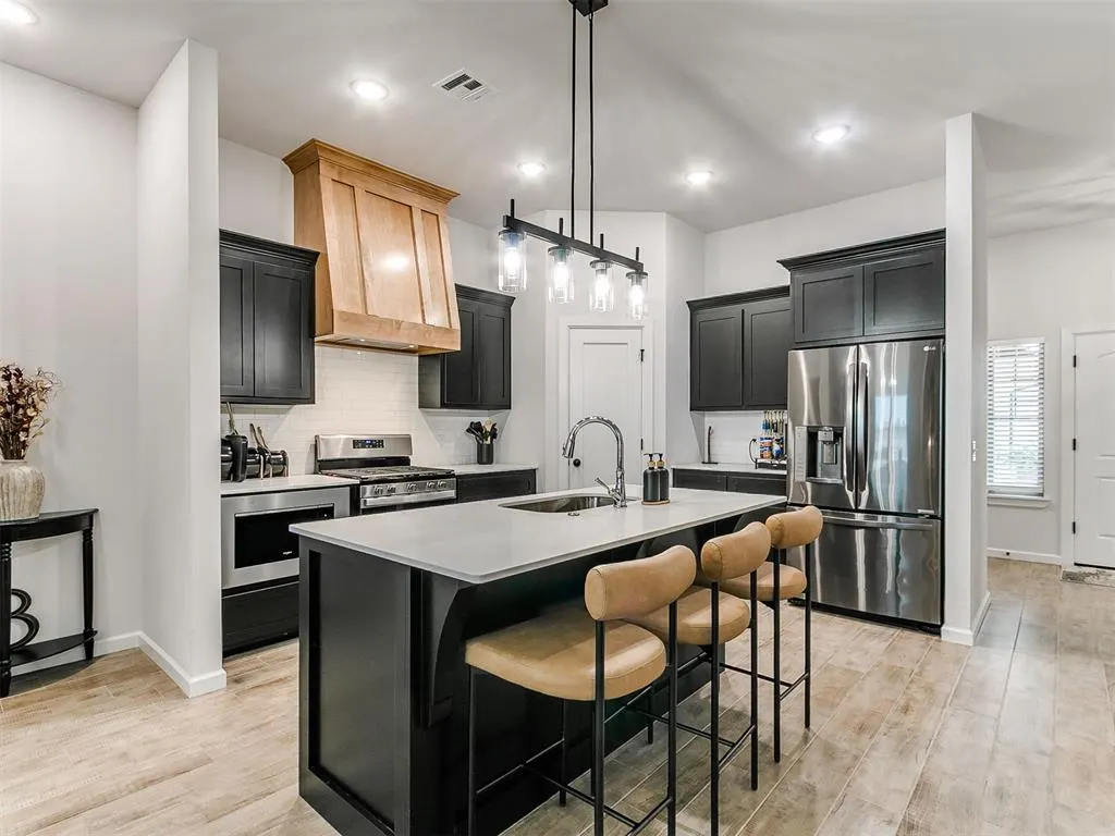 Photo 5 — 1153 NW 12th Street, Newcastle, OK 73065