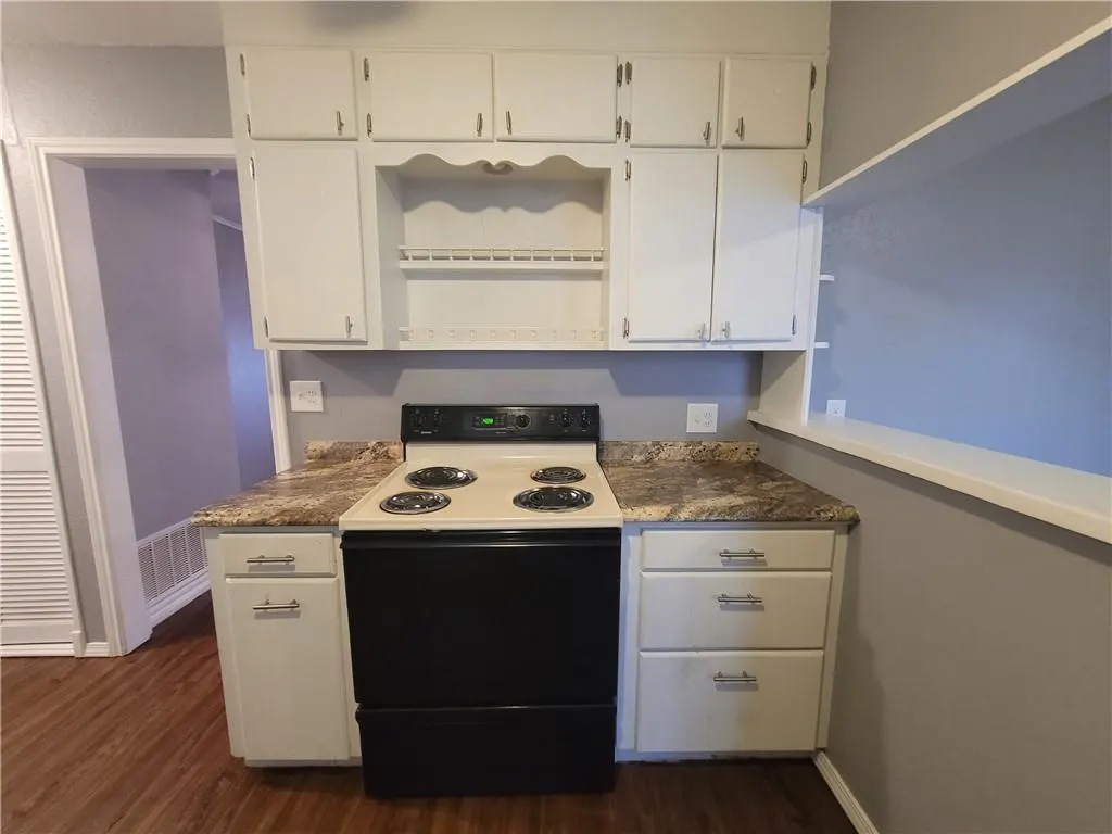 Photo 7 — 309 E Fairchild Drive, Midwest City, OK 73110