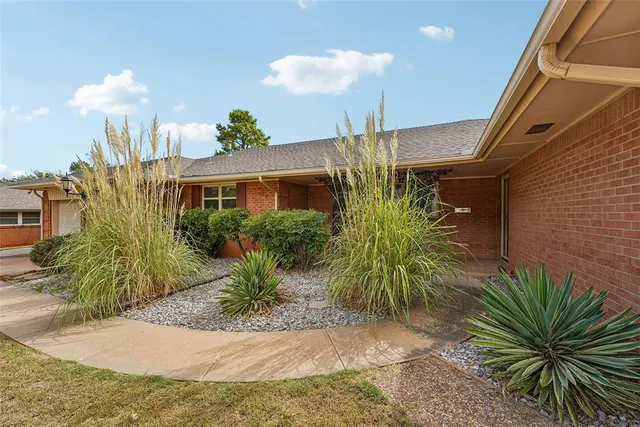 Photo 4 — 3500 Bella Vista Drive, Midwest City, OK 73110