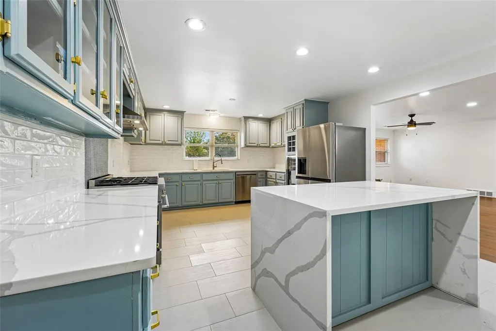 Photo 10 — 3500 Bella Vista Drive, Midwest City, OK 73110