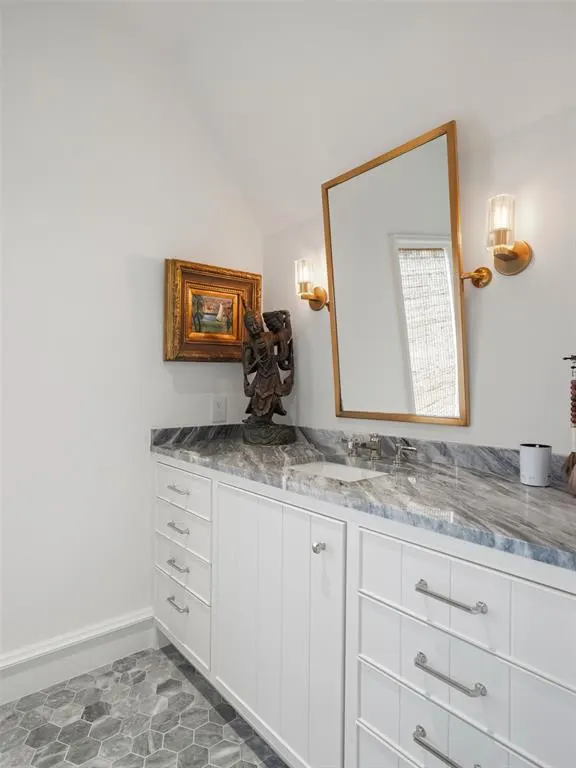Photo 43 — 8400 Stonehurst Court, Oklahoma City, OK 73120