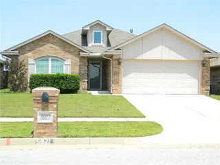 Sold home at 5921 SE 78th Street
