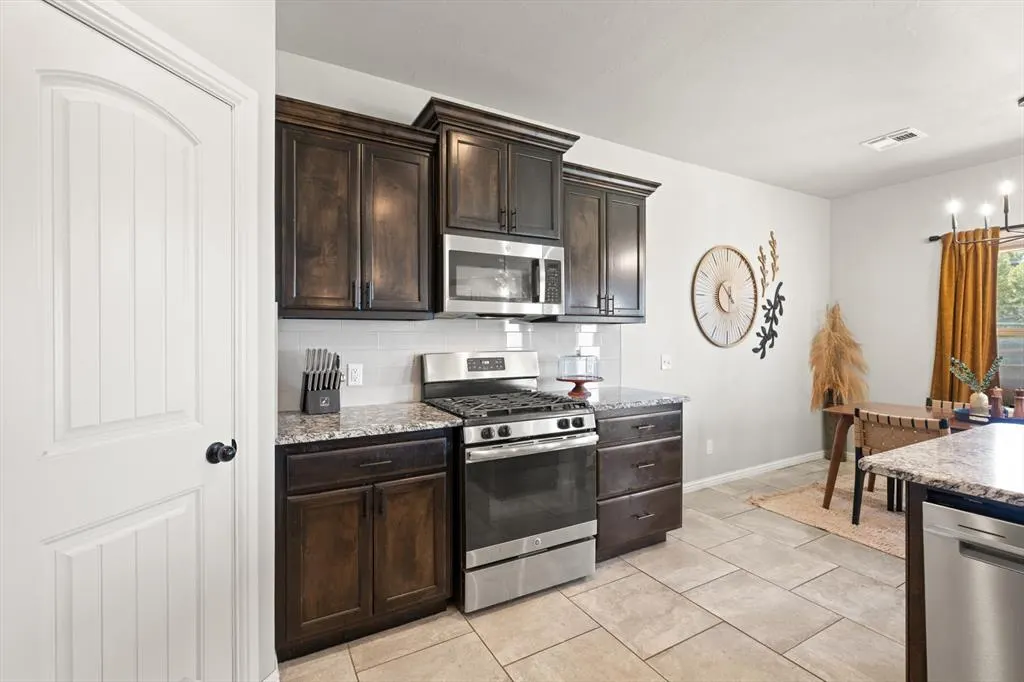 Photo 18 — 1487 Bridge Street, Edmond, OK 73025