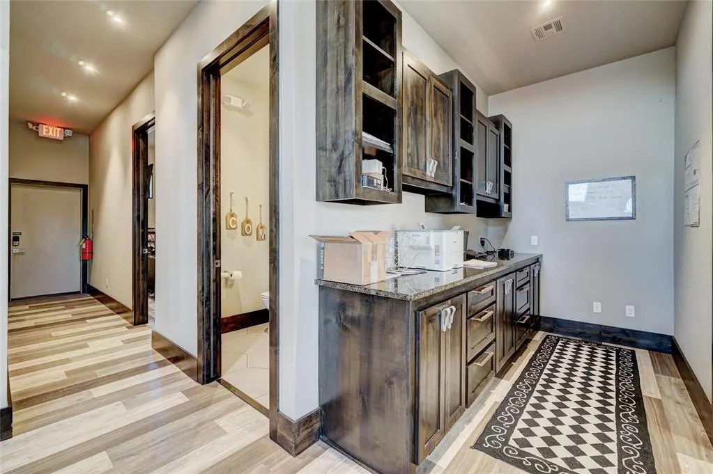 Photo 13 — 616 S Post Road, Midwest City, OK 73130
