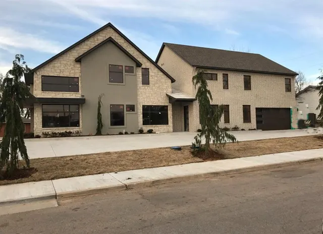 Photo 2 — 616 S Post Road, Midwest City, OK 73130
