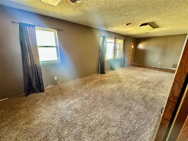 Photo 5 — 123 N Main Street, Leedey, OK 73654