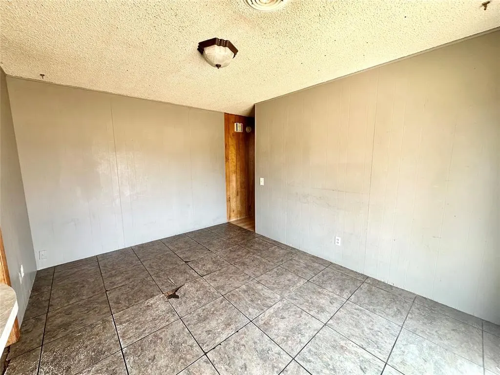 Photo 11 — 123 N Main Street, Leedey, OK 73654