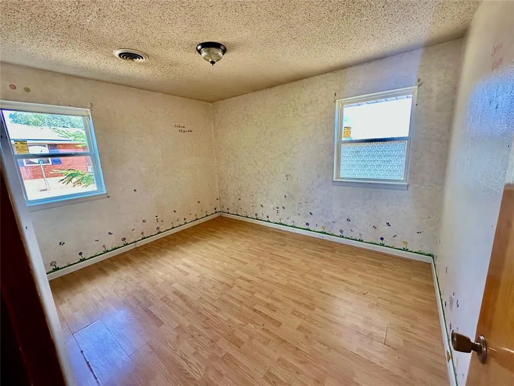 Photo 15 — 123 N Main Street, Leedey, OK 73654
