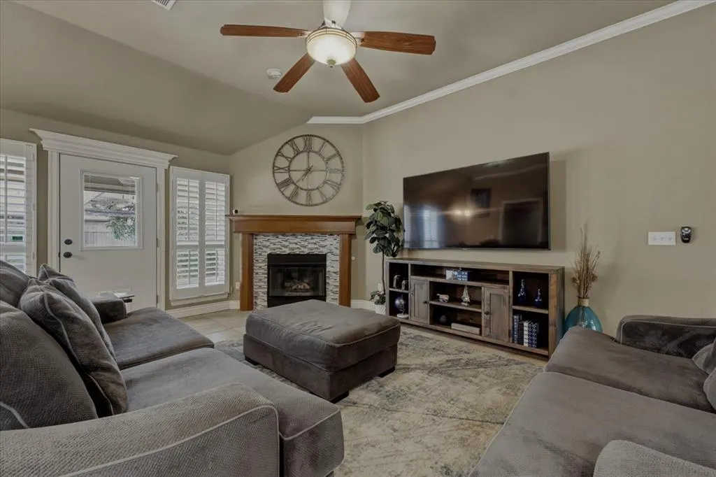 Photo 13 — 16305 Petaluma Place, Edmond, OK 73013