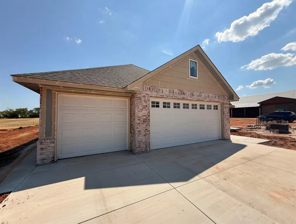 Photo 3 — 2217 Winter Ridge Road, Blanchard, OK 73010