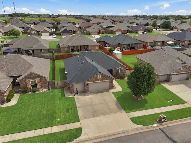 Photo 4 — 3312 Marilyn Drive, Oklahoma City, OK 73160