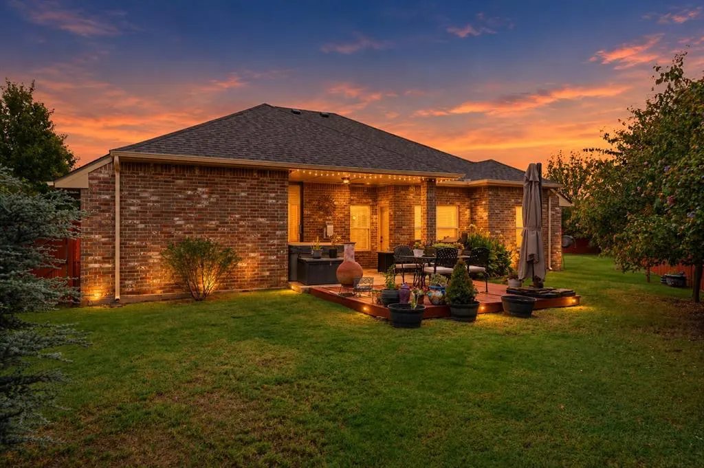 Front exterior — 2713 Busheywood Drive, Yukon, OK 73099