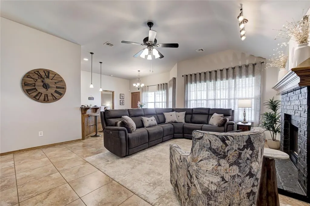 Photo 6 — 2742 NE Faint Ridge Way, Piedmont, OK 73078
