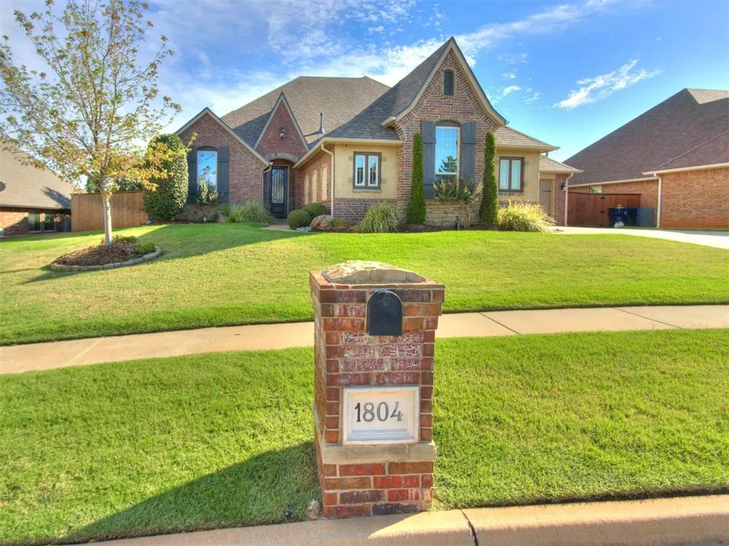 Photo 2 — 1804 NW 198th Street, Edmond, OK 73012
