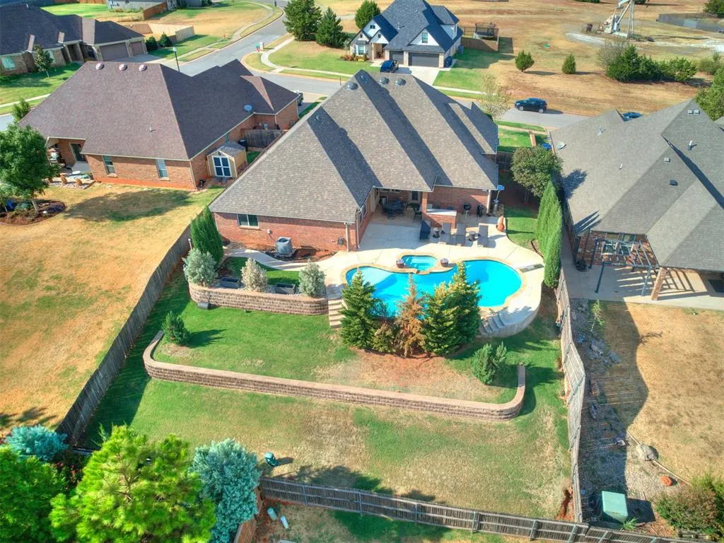 Photo 22 — 1804 NW 198th Street, Edmond, OK 73012